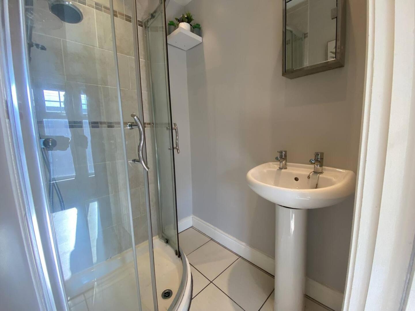 Вілла 2Br Cozy Duplex Белфаст Екстер'єр фото