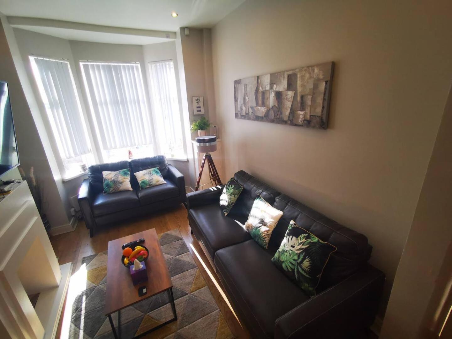 Вілла 2Br Cozy Duplex Белфаст Екстер'єр фото