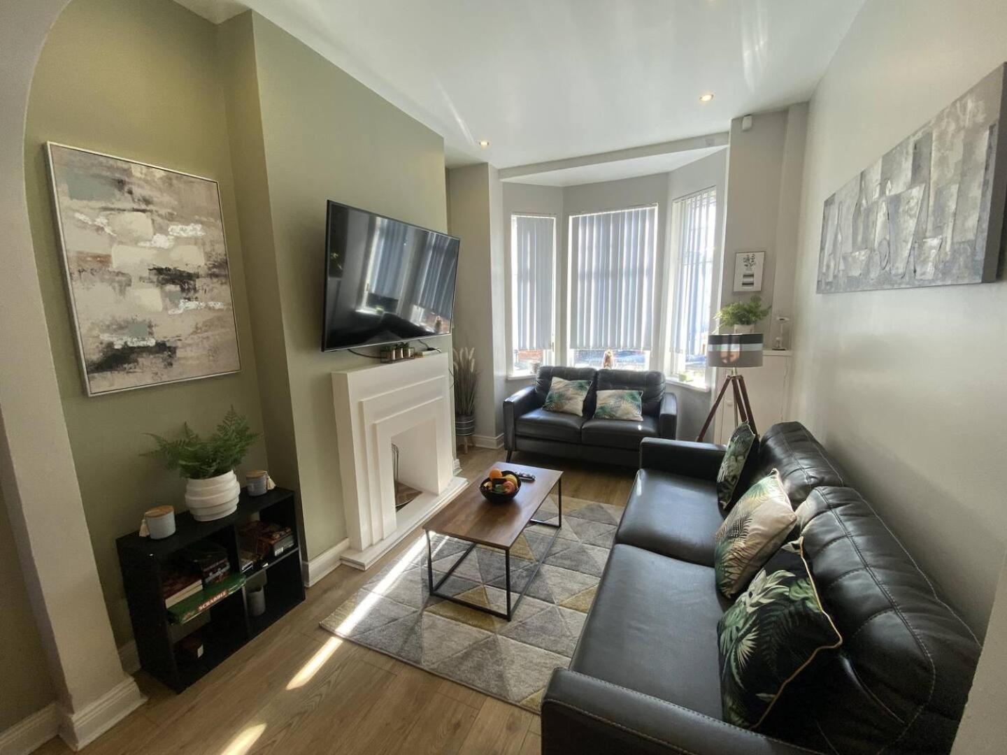 Вілла 2Br Cozy Duplex Белфаст Екстер'єр фото